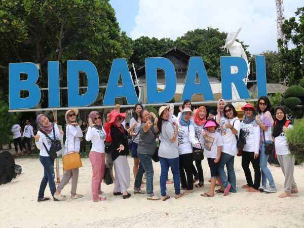 wisatawan Pulau Bidadari