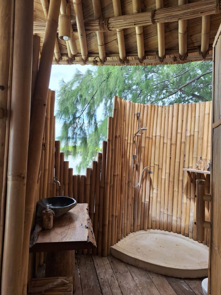 Toilet Bamboo Hut Desa Laguna 2