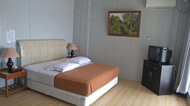 Room Single Bed Ciputih Beach Resort