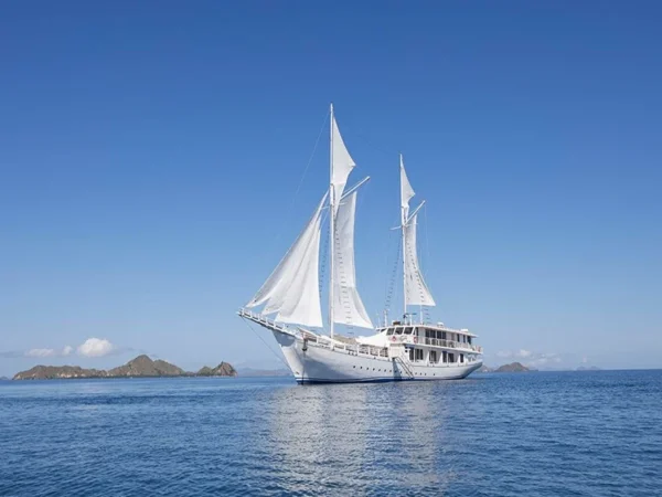 Kapal Pinisi Siap Berlayar ke IKN? – Visit Pulau Seribu