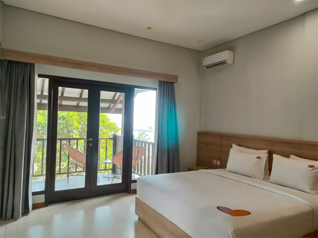 Kamar Single Bed The Cove Hotel