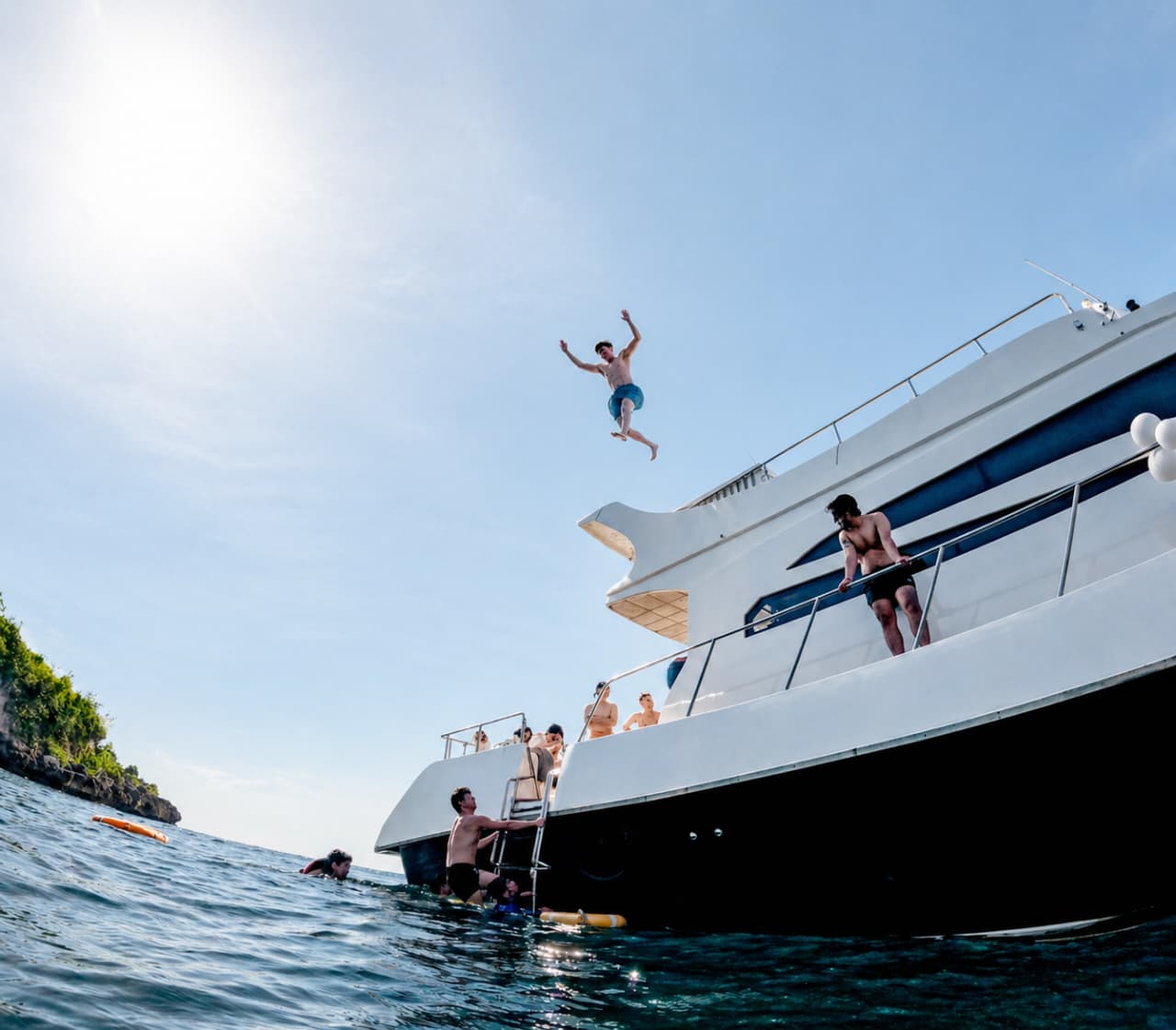 Sewa Kapal Yacht di Bali